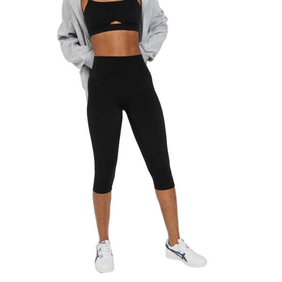 aerie Pants - Women's OFFLINE By Aerie Real Me Cropped Legging High Rise Soft & Black Small